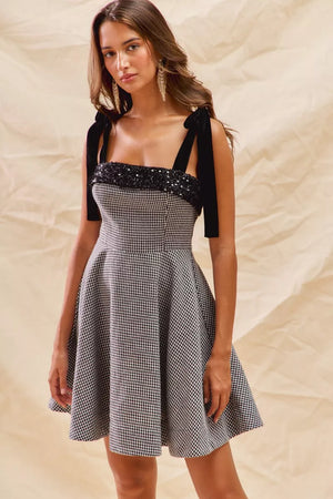 d6c32187dbc24441a32bd17ce817e74a-Max-Origin